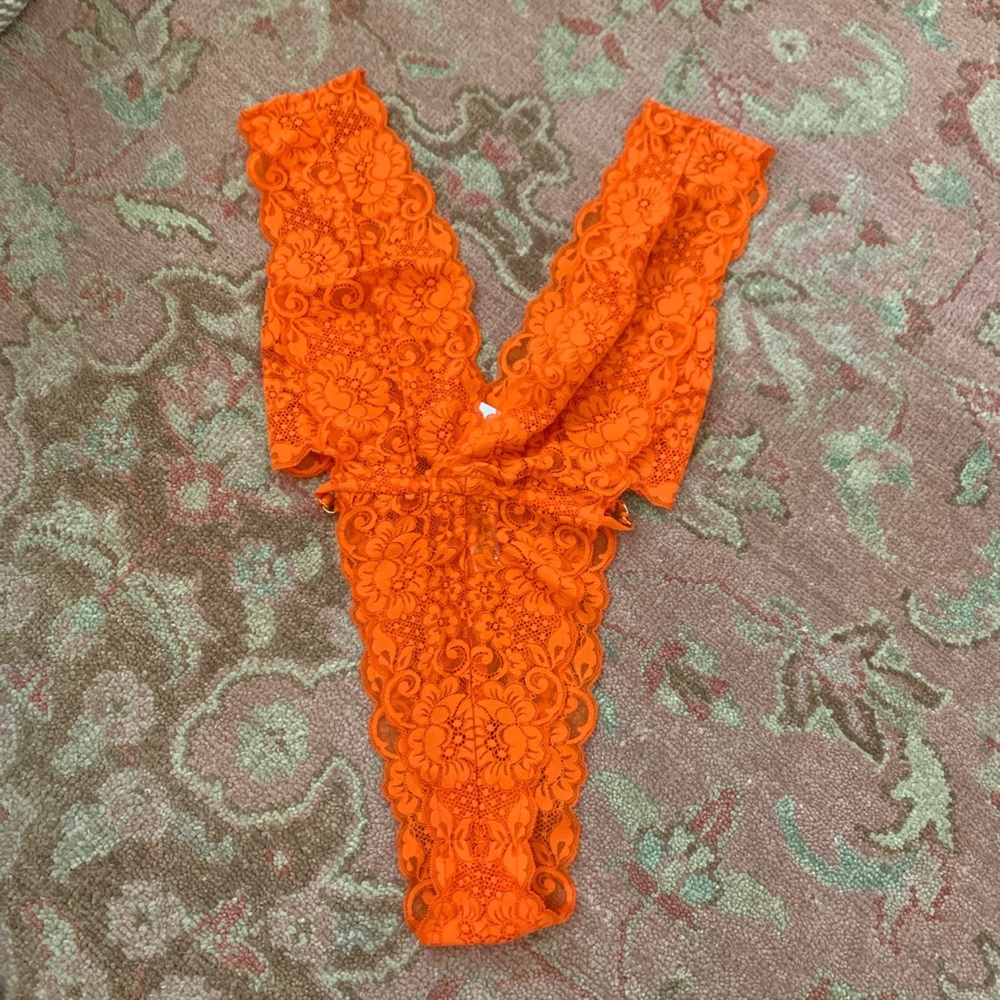 Free People bodysuit🧡